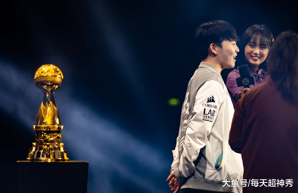 爱游戏官网关于今晚金州勇士调整名单高光表现首场状态亮眼，Rookie在中国队比赛中惊险取胜直接炸裂的信息